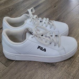 FILA women sneakers size 6